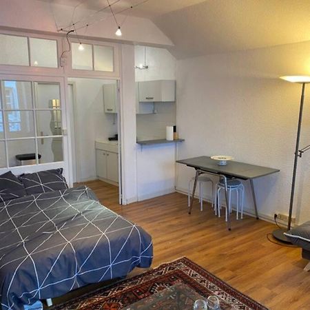 Hyper Centre Apartment Шамбери Екстериор снимка