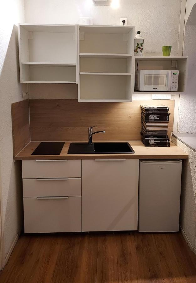Hyper Centre Apartment Шамбери Екстериор снимка