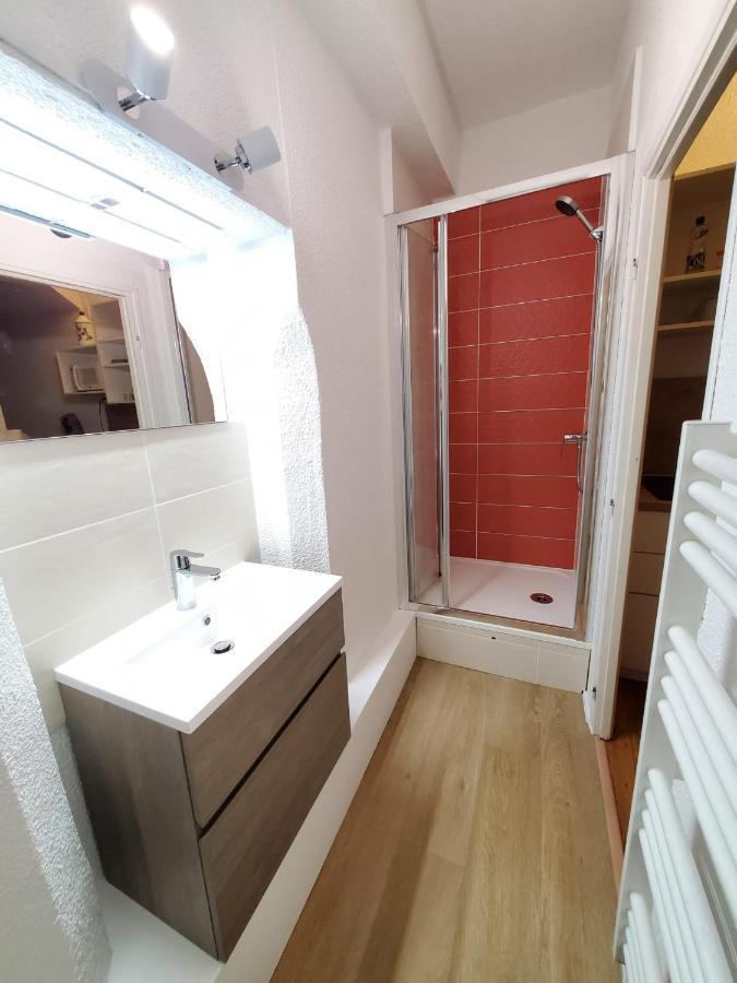 Hyper Centre Apartment Шамбери Екстериор снимка
